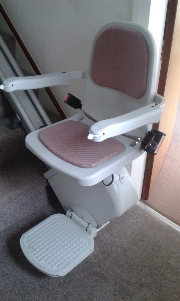 Acorn-120-Superglide-Straight-Stairlift