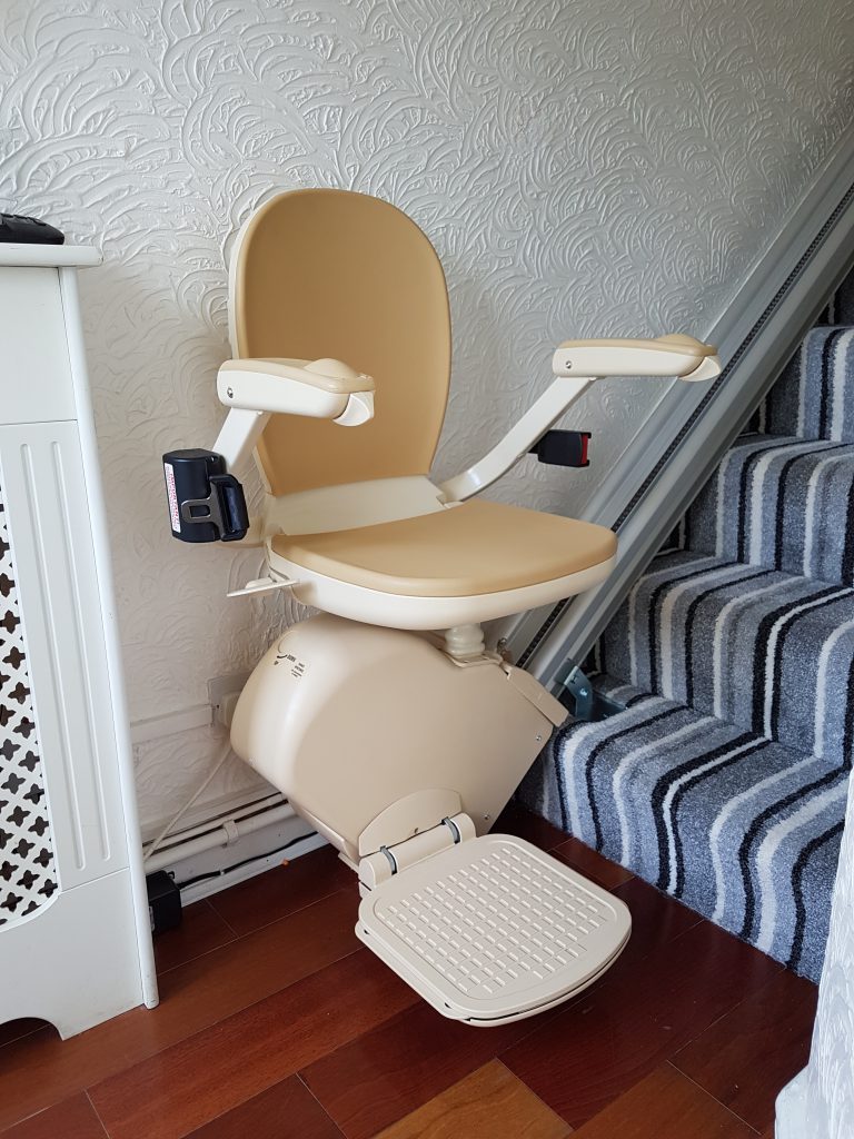 Brooks 130 T700 Straight Stairlift