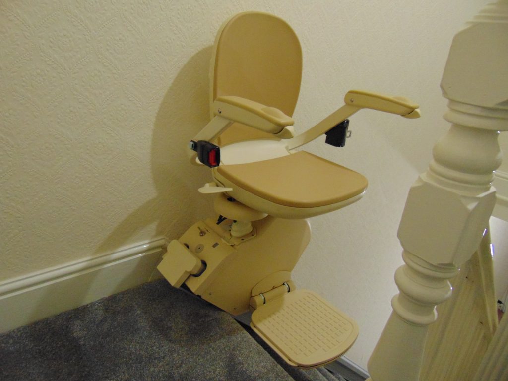 Brooks Acorn Slimline Stairlift Swiveled Unfolded Run Position 01